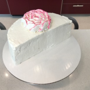 half rose cake